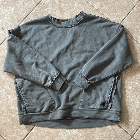 Free People Movement Solid Metro Crew Sweater w/ Pockets - Picture 1 of 7